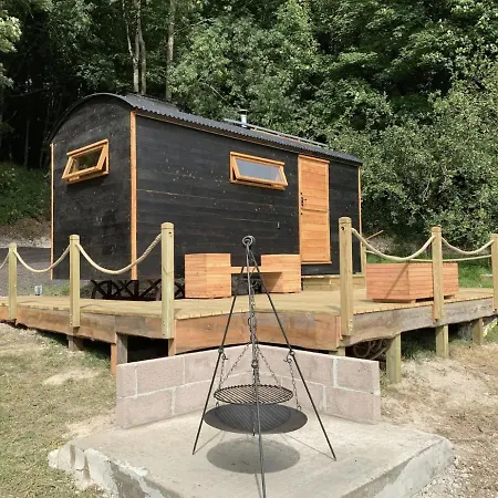 Orchard Retreat Off Grid Shepherds Huts In Dorset Dorchester Exterior photo