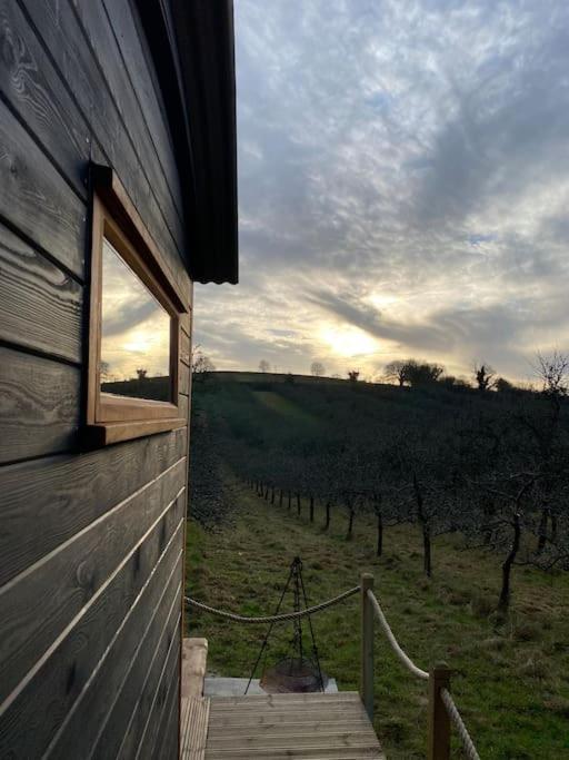 Orchard Retreat Off Grid Shepherds Huts In Dorset * Dorchester