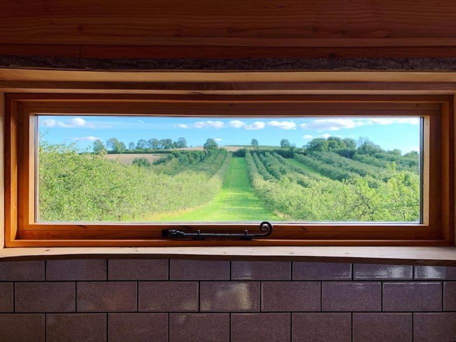 Orchard Retreat Off Grid Shepherds Huts In Dorset Apartment *
