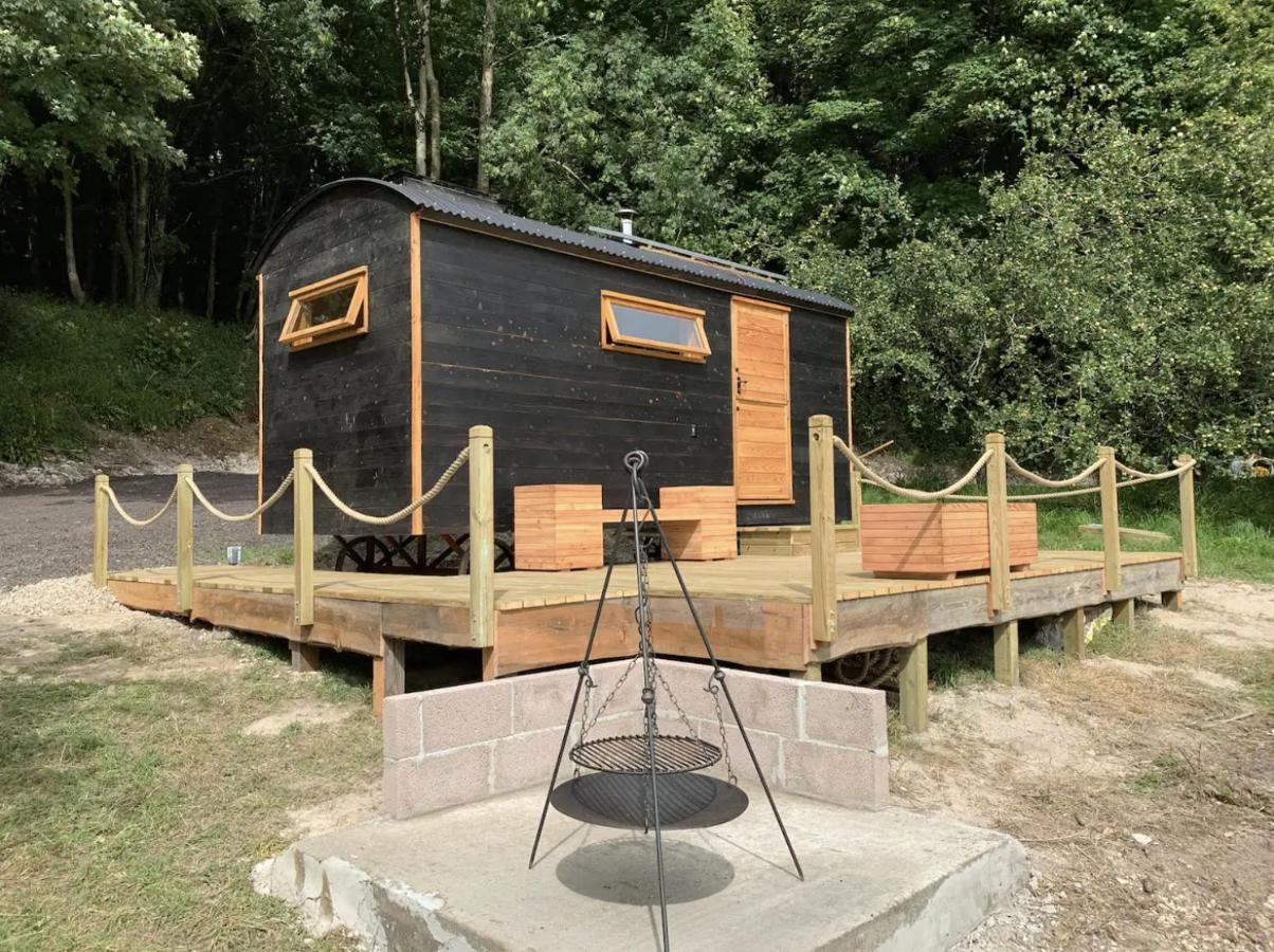 Apartment Orchard Retreat Off Grid Shepherds Huts In Dorset *